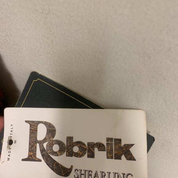 Robrik Dark Brown Cropped Shearling - Picture 2 of 5